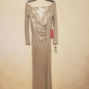 Champagne Slimming Sparkly Long Sleeved Gown